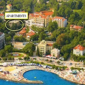 https://studio-apartman-kamelija.primorje-gorskikotar.com
